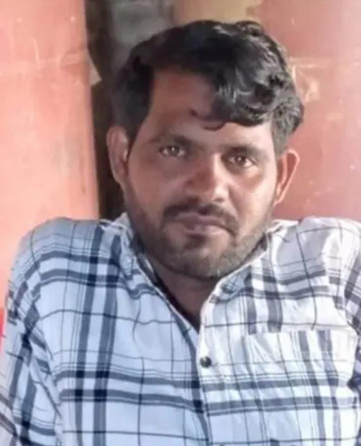 Bhilai में दर्दनाक हादसा: chemical से लदे टैंकर से टकराकर बाइक सवार की मौत, दूसरा युवक गंभीर रूप से घायल