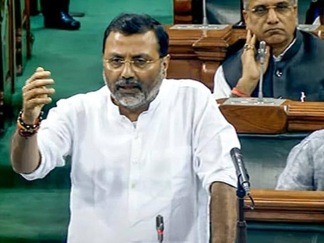 BJP सांसद निशिकांत दुबे का कांग्रेस पर कड़ा आरोप: छत्तीसगढ़ में कांग्रेस की दुर्दशा और खून की राजनीति