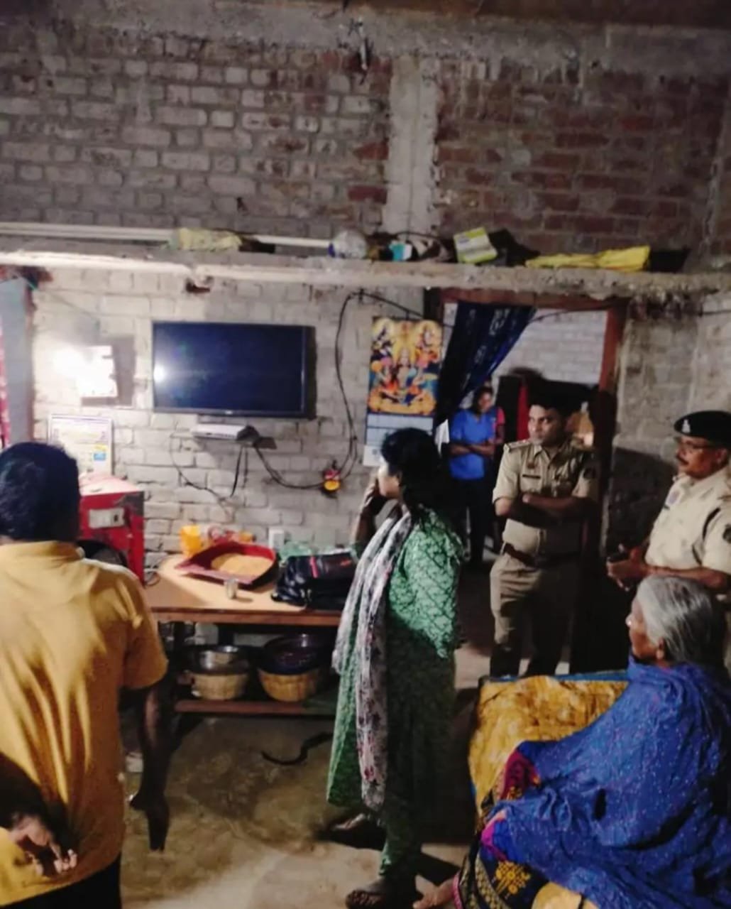 Balod में दिनदहाड़े चोरी: घर का ताला तोड़कर 2 लाख से ज्यादा के जेवर और नकदी ले उड़े चोर 