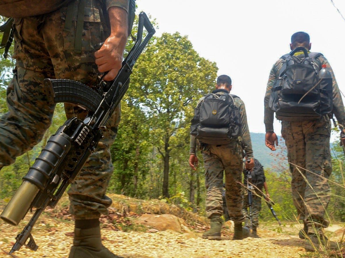 Naxal विरोधी अभियान को रफ्तार, छत्तीसगढ़ में स्थापित हुआ नया सुरक्षा कैंप