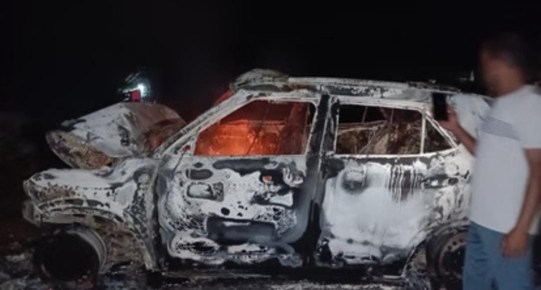 Chhattisgarh: Bastar में तेज रफ्तार बोलेरो और कार में भीषण भिड़ंत