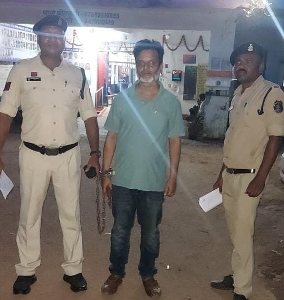 Durg: सट्टेबाजों के खिलाफ दुर्ग पुलिस की कड़ी कार्रवाई