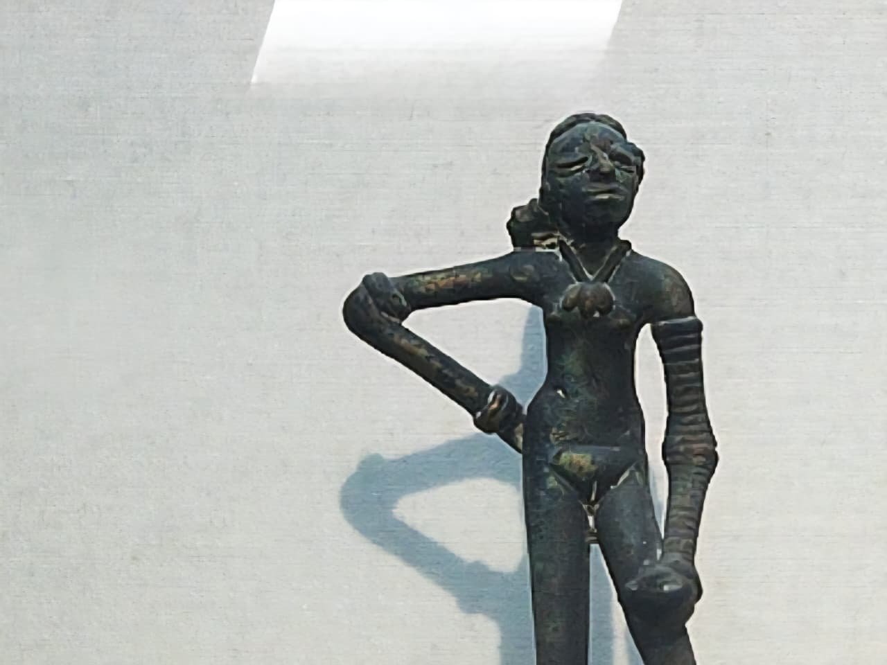 Delhi National Museum से ‘Dancing Girl की रेप्लिका चोरी, प्रोफेसर गिरफ्तार