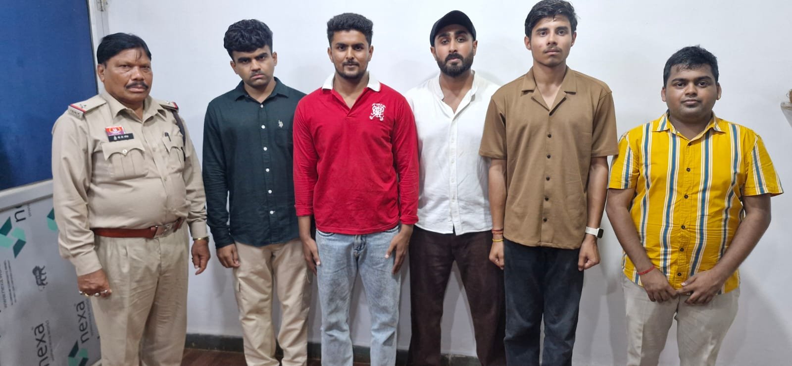 Raipur:थाना खरोरा पुलिस ने बीच सड़क पर केक काटकर रास्ता जाम करने वाले आरोपियों को किया गिरफ्तार