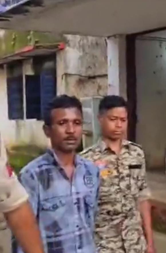 Jashpur में धार्मिक भावनाओं को ठेस पहुंचाने के आरोप में 50 वर्षीय गोपाल राम गिरफ्तार