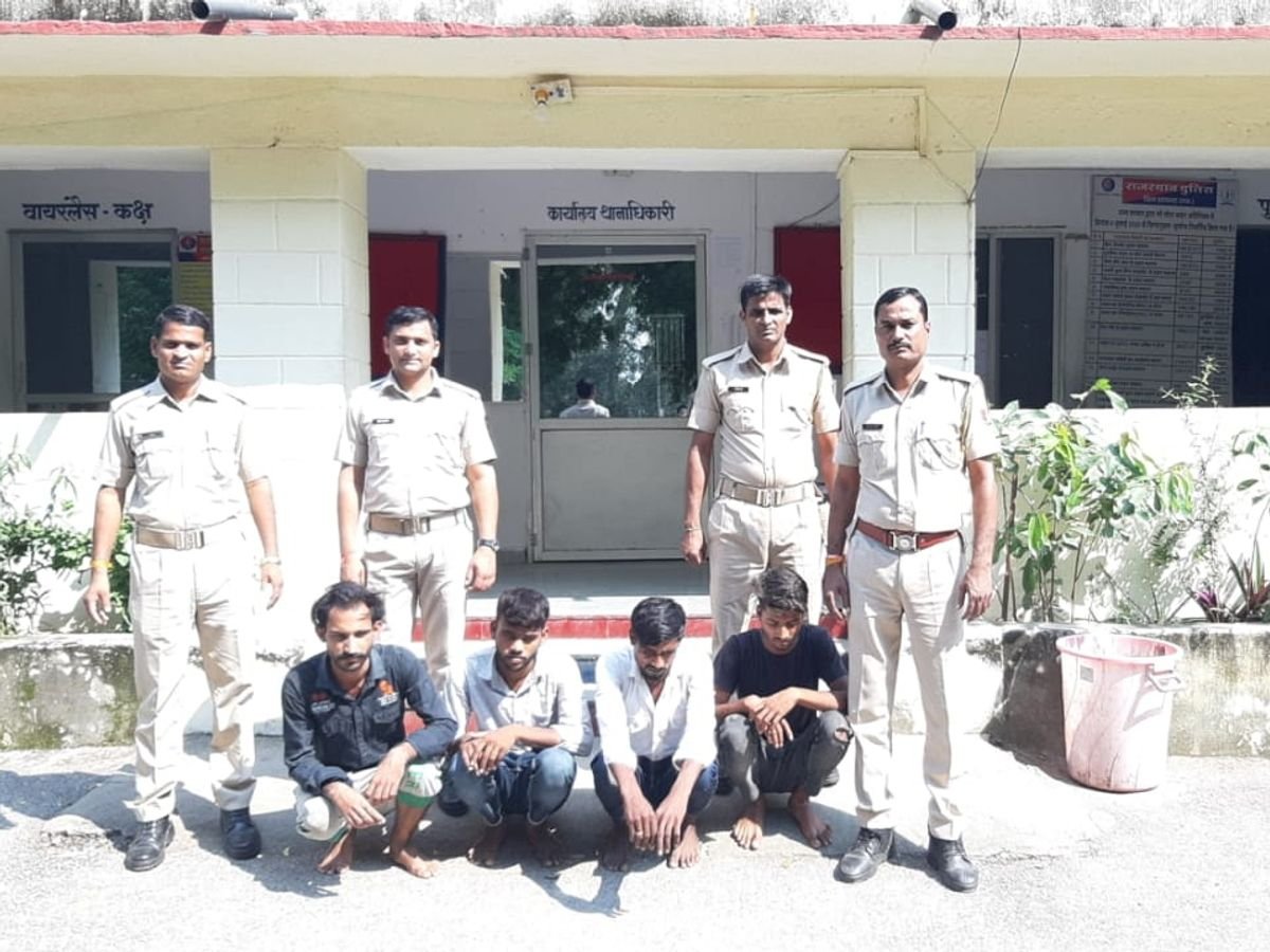 तिल्दा नेवरा Police की त्वरित कार्रवाई: किसान के खेत से जाली तार चोरी करने वाले चार आरोपी गिरफ्तार