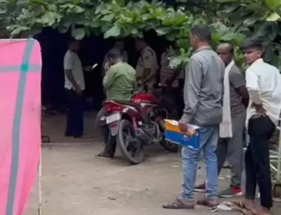 Korba में सनसनीखेज हत्याकांड: मोहल्ले की महिलाओं पर बुरी नजर रखने वाले की बेरहमी से हत्या