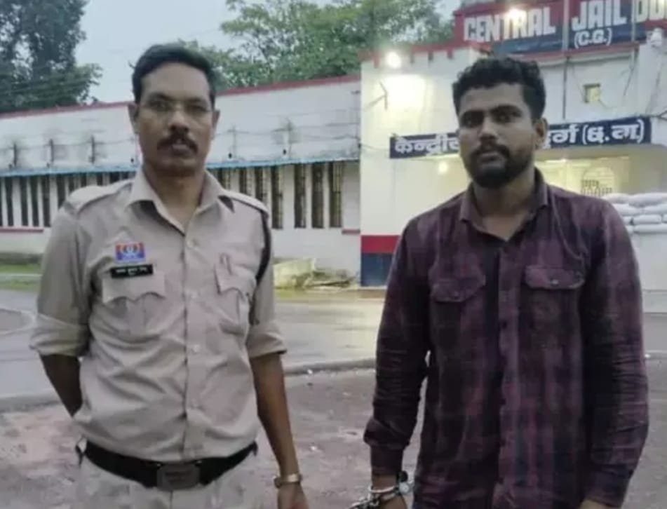 Bhilai में सौदेबाजी का खुलासा, Hotel मालिक और नौकर गिरफ्तार