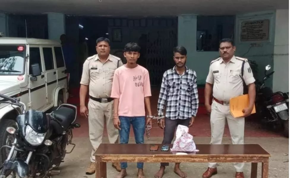 Kurud में नशीलें दवाइयों की अवैध तस्करी का पर्दाफाश, दो लड़के गिरफ्तार