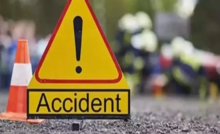 Raipur Car की टक्कर से छात्र की पैर टुटी