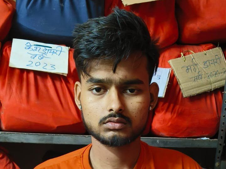 Chhattisgarh : चोर ने जेल टॉवर में छिपाया चोरी का सामान:लोक सेवा केंद्र को बनाया था निशाना, CAF जवान को थी जानकारी, पूछताछ जारी