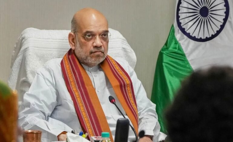 Amit Shah जगदलपुर पहुंचे: बस्तर दशहरा में शिरकत, जनजातीय समस्याओं पर चर्चा