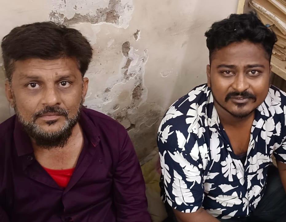 Durg पुलिस की कार्रवाई में नशीली कफ सिरप बेचने वाले दो आरोपी गिरफ्तार