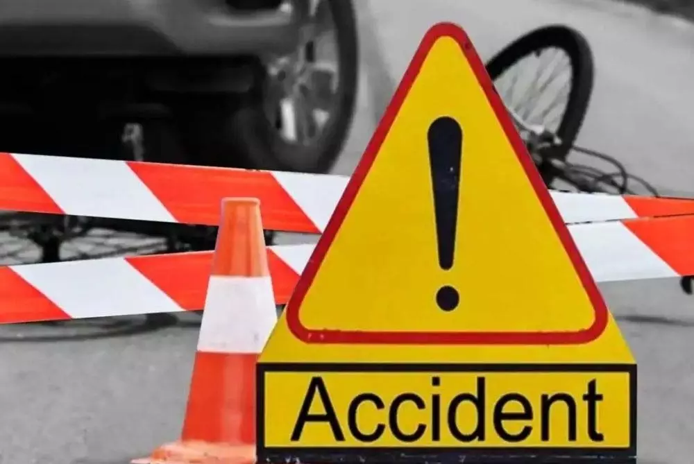 Korba : तेज रफ्तार वाहन ने ली जान, मां-बेटी की हालत गंभीर