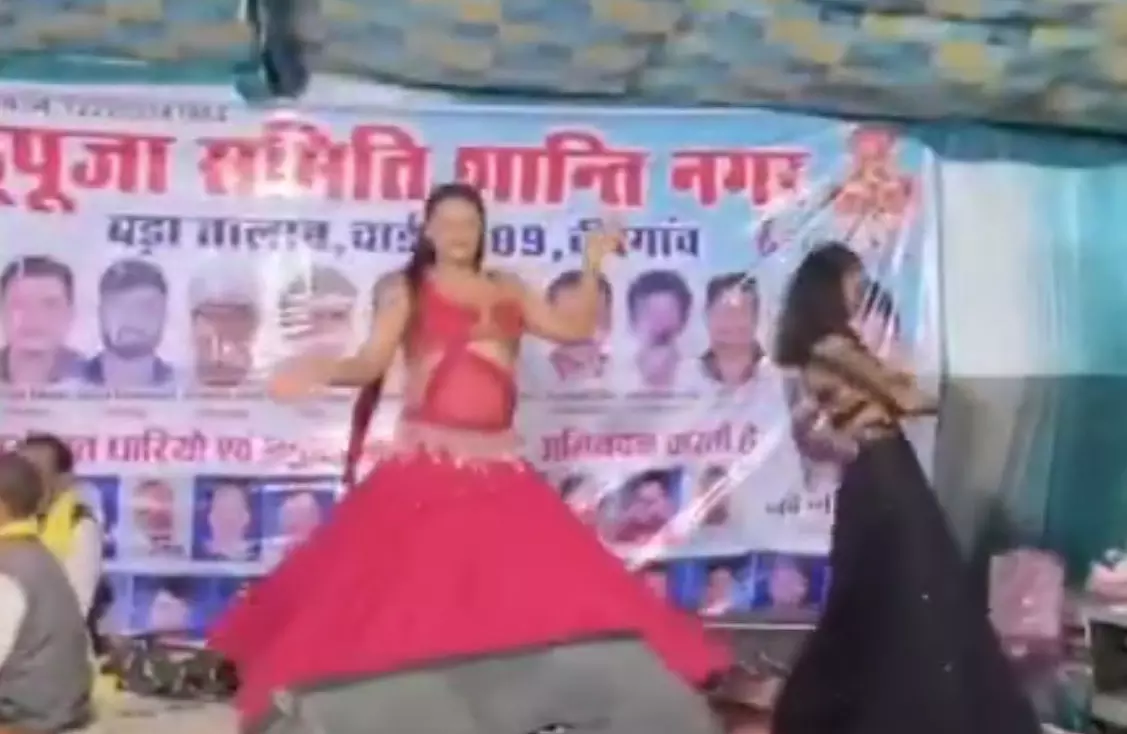 छठ पर्व पर भक्ति गीतों की जगह लगे ठुमके,बिरगांव में लोगों का फूटा गुस्सा