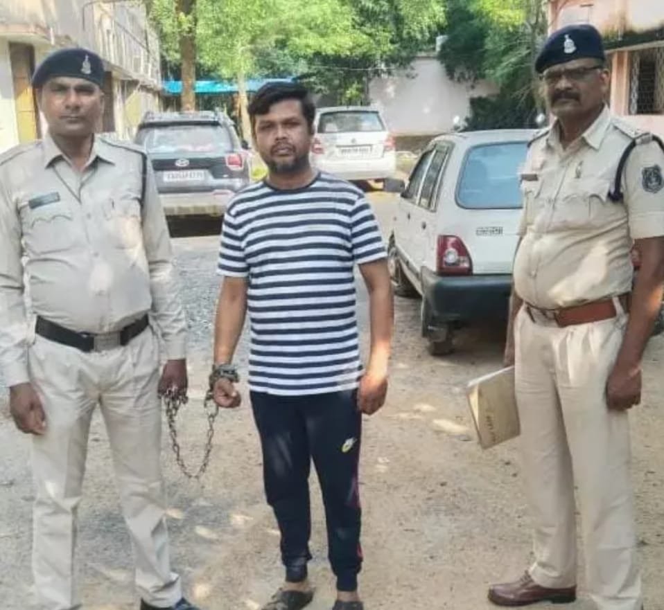 Dhamtari में दर्दनाक दुर्घटना, तेज रफ्तार वाहन ने ली एक की जान