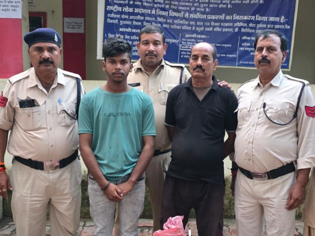 Balrampur: नशे के सौदागरों पर आबकारी विभाग की बड़ी कार्रवाई, दो आरोपी गिरफ्तार