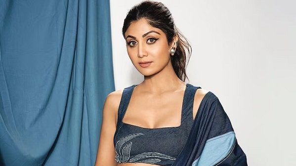 Shilpa Shetty: शिल्फा शेट्टी के घर पहुंची मुंबई पुलिस, इस मामले में की 4.30 घंटे पूछताछ