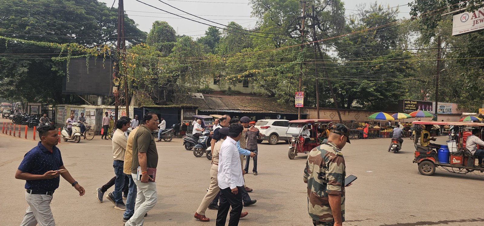 Durg: ‘ऑपरेशन सुरक्षा’ के तहत कार्रवाई, शराब पीकर स्कूल बस चलाते दो चालक को किया गिरफ्तार