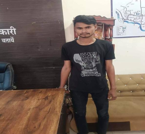 Bilaspur: सरकंडा पुलिस की कार्रवाई: दो चोरी के मामलों का खुलासा, एक शातिर चोर गिरफ्तार