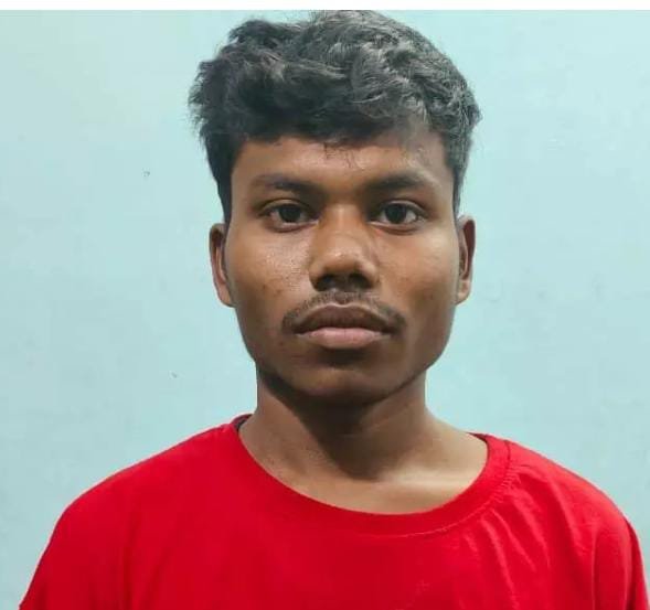 तेलीबांधा में मारपीट का आरोपी गिरफ्तार: जन्मदिन मनाने जा रहे युवक पर हमला