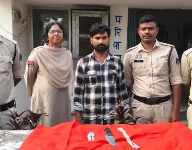 Janjgir Champa: नकली चांदी बेचने की कोशिश, युवक के पास से मिला चाकू
