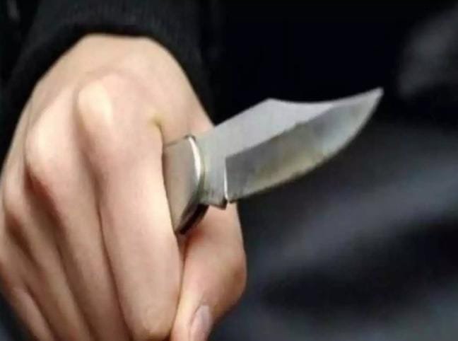 Raipur में खूनी खेल: ईदगाह भाटा में बदमाशों ने युवकों पर किया चाकू से हमला