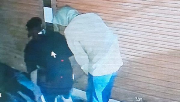 Khairagarh :  फिल्मी अंदाज में ज्वेलरी शॉप में चोरी, 5 किलो से ज्यादा चांदी के गहने पार`