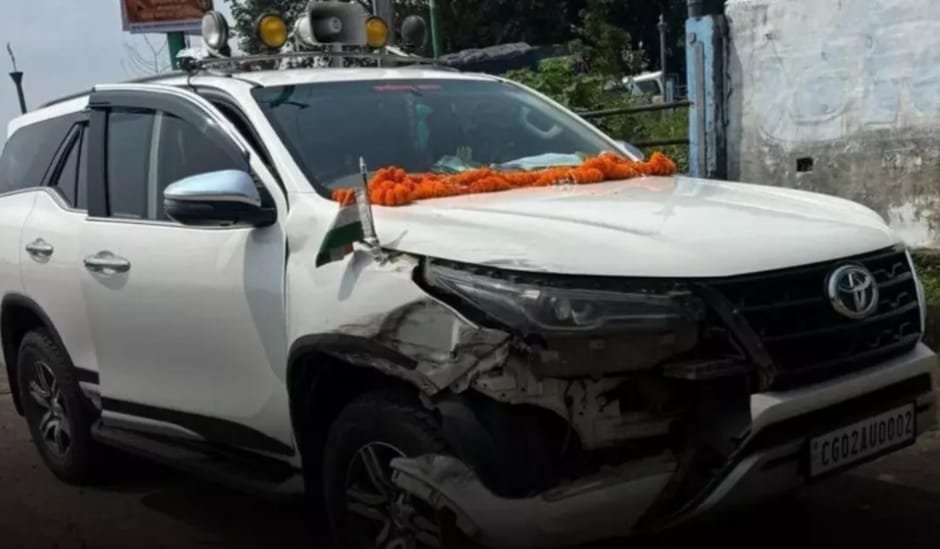 Raipur स्वास्थ्यमंत्री श्याम बिहारी जायसवाल की Car का Truck से टक्कर, गंभीर हालत में अस्पताल में भर्ती