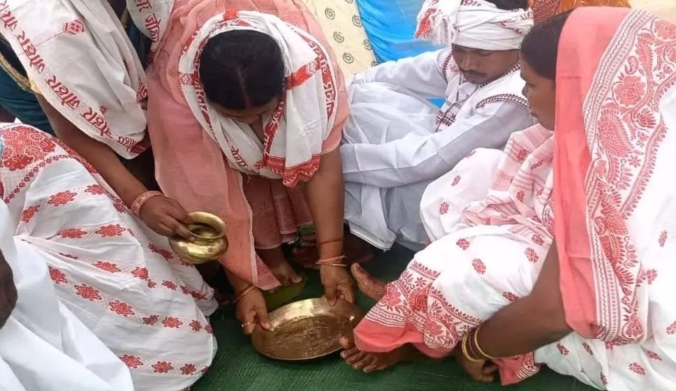 Chhattisgarh के जशपुर :इसाई धर्म छोडकर 1000 परिवारों ने हिंदू धर्म अपनाया