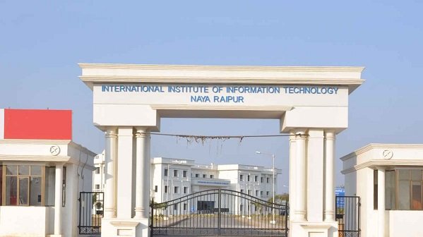 IIIT Raipur में छात्र की शर्मनाक हरकत, AI से बनाई छात्राओं की अश्लील फोटो, संस्थान ने की कार्रवाई