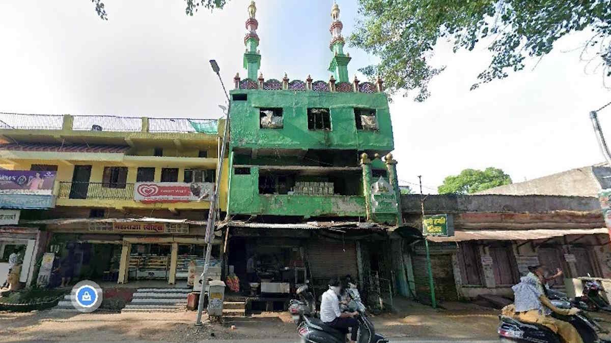 Raipur: दशकों से जमीन पर रह रहे तीन परिवारों को वक्फ बोर्ड ने जारी किया नोटिस, जल्द खाली करने का दिया निर्देश 