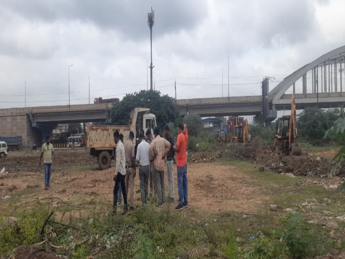 Bhilai : खुर्सीपार के खेल परिसर में खुल गई शराब दुकान