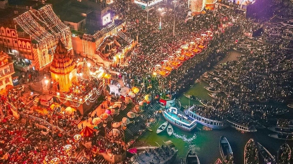 Kashi : देव दिवाली-होटल में 12 घंटे ठहरने का खर्च 1.5 लाख, 500 से ज्यादा होटल फुल बुक