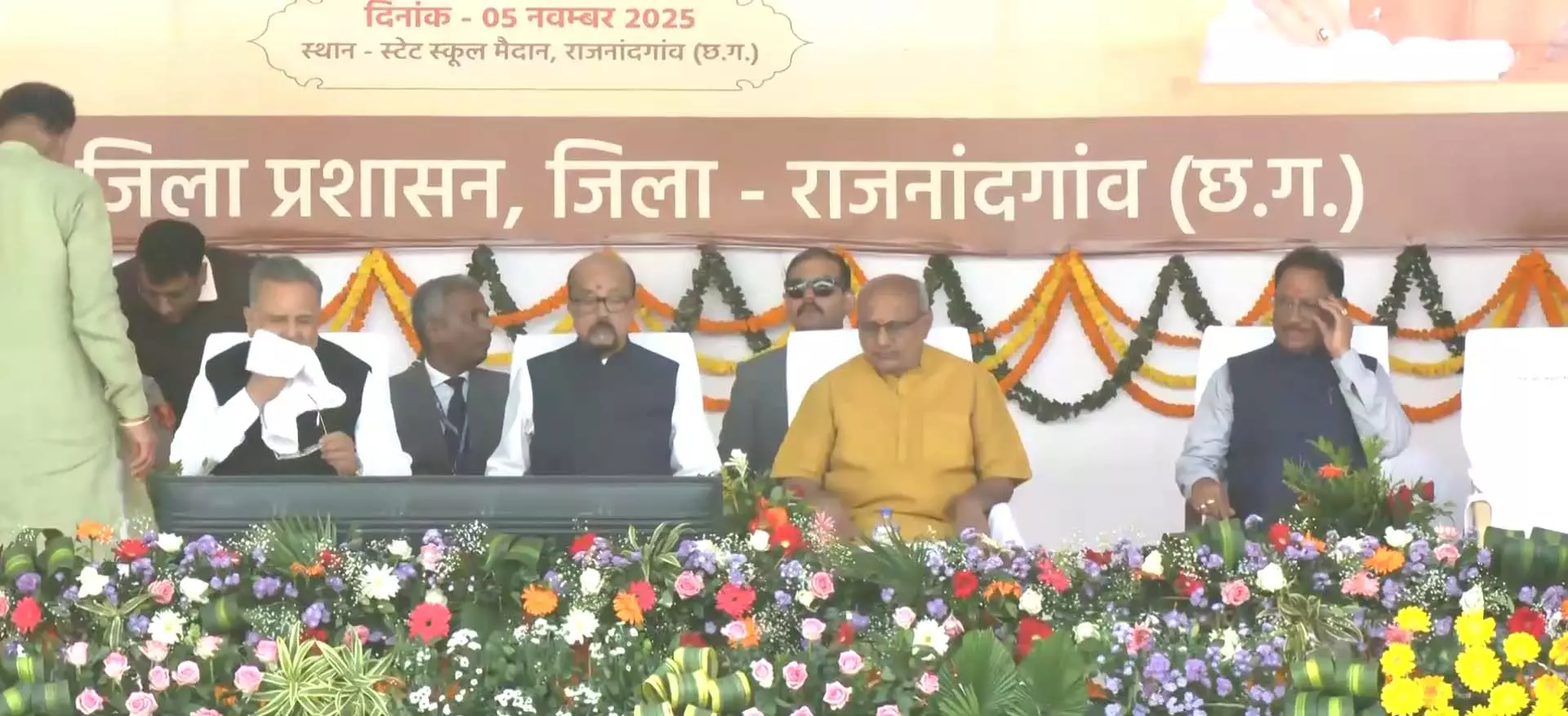 राजनांदगांव में उपराष्ट्रपति ने जारी की महतारी वंदन योजना की 21वीं किश्त