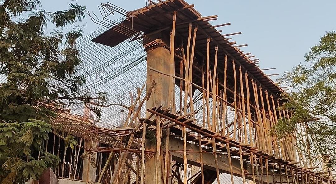 Bhilai में निर्माणाधीन बिल्डिंग की सेंट्रिंग गिरी, 9 मजदूर घायल, दो की हालत गंभीर