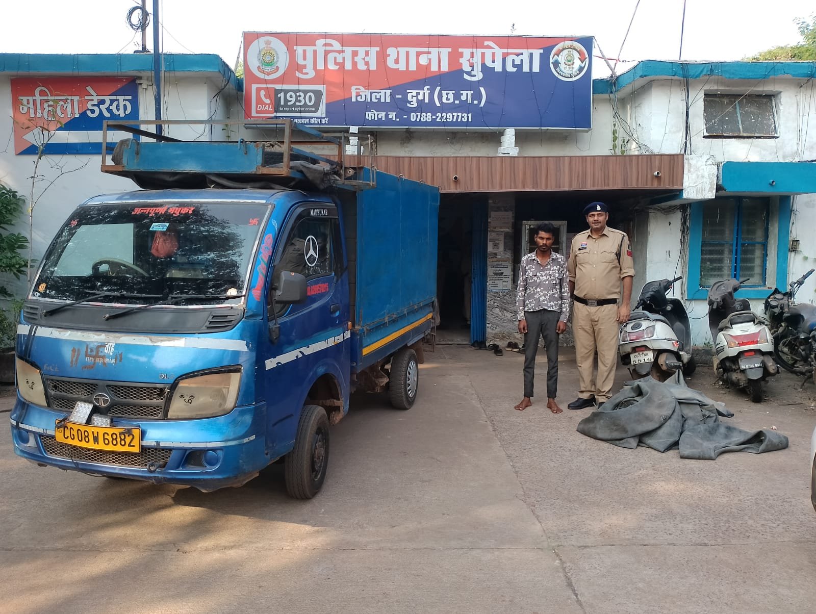 पुलिस की बड़ी कार्रवाई: टायर दुकान में नकबजनी करने वाला आरोपी गिरफ्तार, चोरी का माल और वाहन जप्त