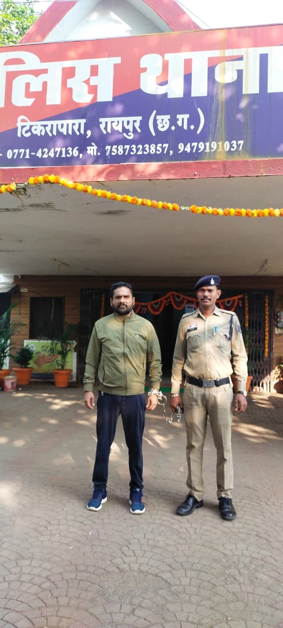 Raipur : “ऑपरेशन निश्चय” के तहत बड़ी सफलता, 23 किलो से अधिक गांजा प्रकरण का फरार आरोपी उड़ीसा से गिरफ्तार…