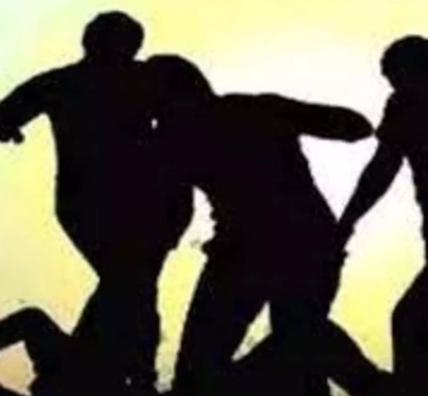 Korba: फैक्ट्री संचालक पर मारपीट और बंधक बनाने का आरोप