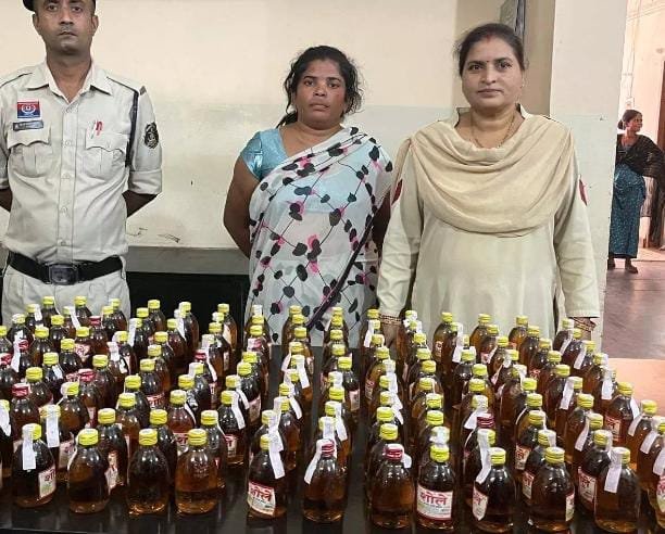 Raipur: उरला में अवैध शराब तस्करी पर पुलिस का शिकंजा, महिला रंगे हाथों धराई