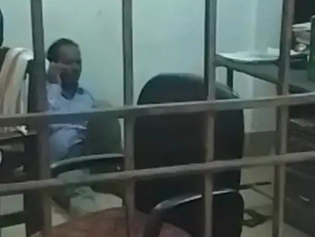 धर्मांतरण के आरोप में कथित पास्टर गिरफ्तार, प्रार्थना सभा के नाम पर चल रहा था धर्म परिवर्तन का खेल