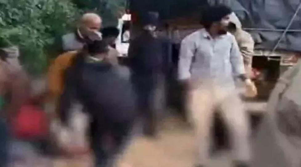 मारेडमिल्ली घाट में दर्दनाक हादसा: यात्रियों से भरी बस खाई में गिरी, 8 की मौत