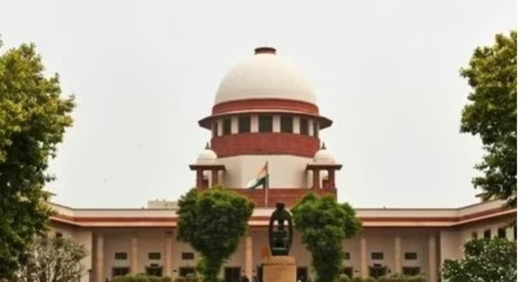 Supreme Court : जमीन पर जिसका कब्जा, वही होगा मालिक! सुप्रीम कोर्ट ने स्पष्ट किया संपत्ति का अधिकार