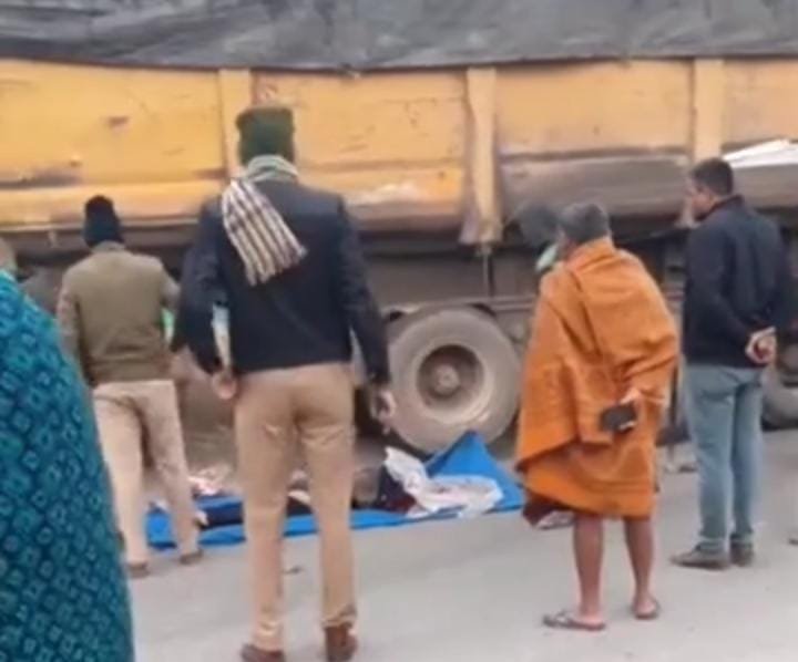 Janjgir Champa: ट्रेलर की टक्कर से दर्दनाक हादसा, बुजुर्ग महिला की मौत, पति गंभीर