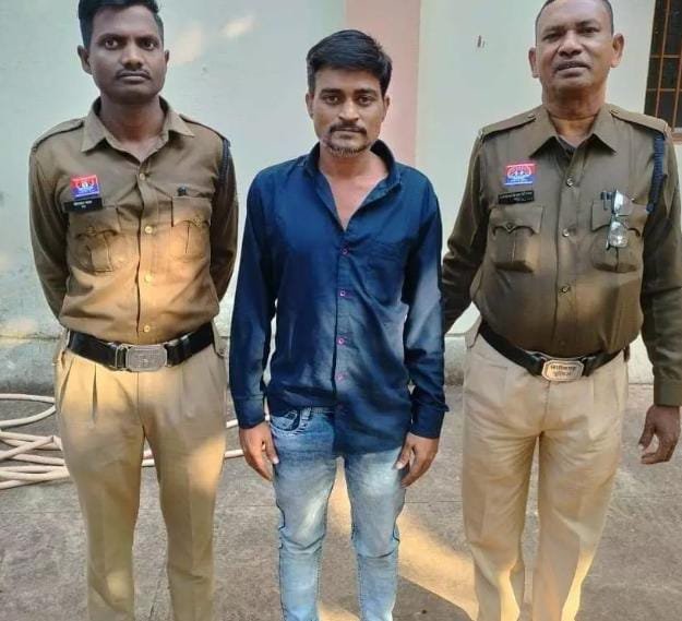 Dhamtari: नशे के खिलाफ पुलिस की बड़ी कार्रवाई