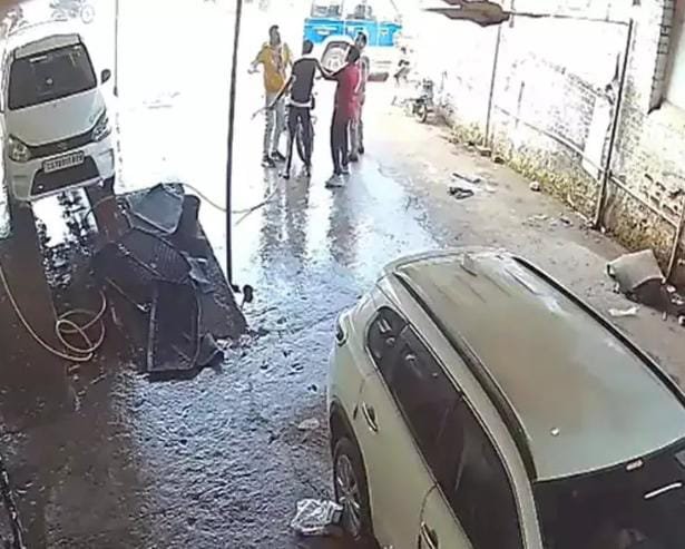 बिलासपुर: सर्विसिंग सेंटर में मारपीट, आरक्षक लाइन अटैच, मुख्य आरोपी फरार