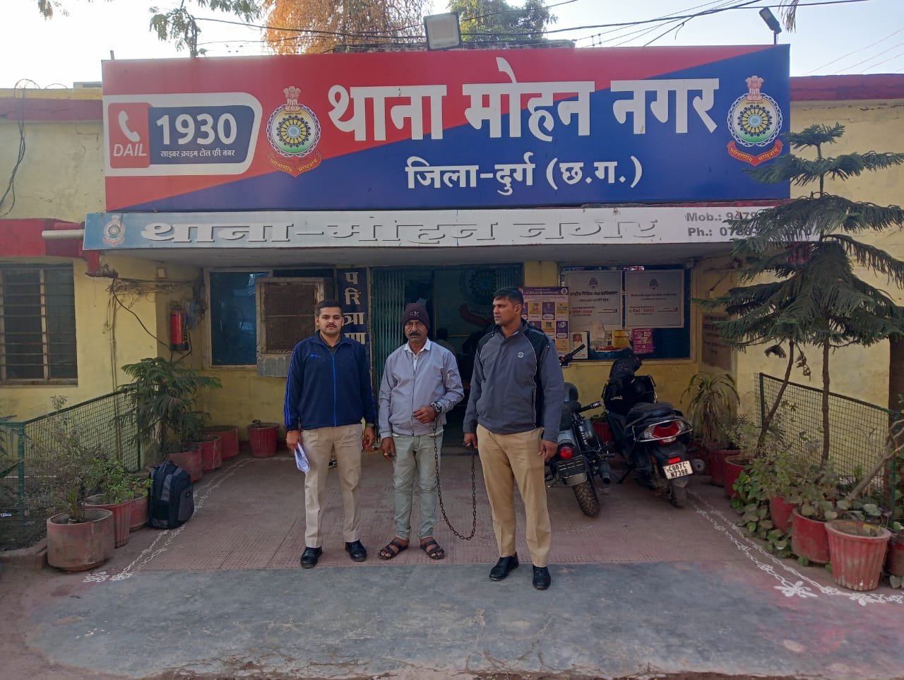 Durg पुलिस ने शादी के नाम पर लाखों की ठगी करने वाले आरोपी को गुजरात से किया गिरफ्तार