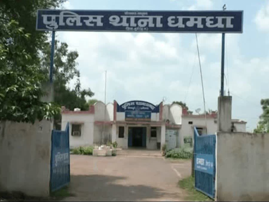 Durg : धमधा में 9वीं के छात्र की संदिग्ध मौत, सड़क किनारे मिला शव