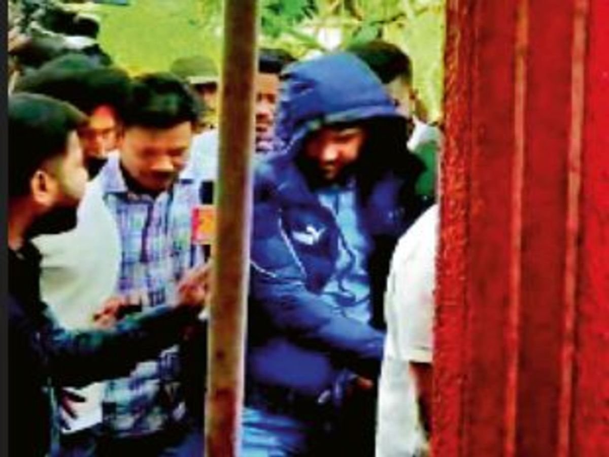 व्यवसायी के कार्यालय के बाहर गोलीबारी का मामला, प्रोडक्शन वारंट पर रायपुर लाया गया