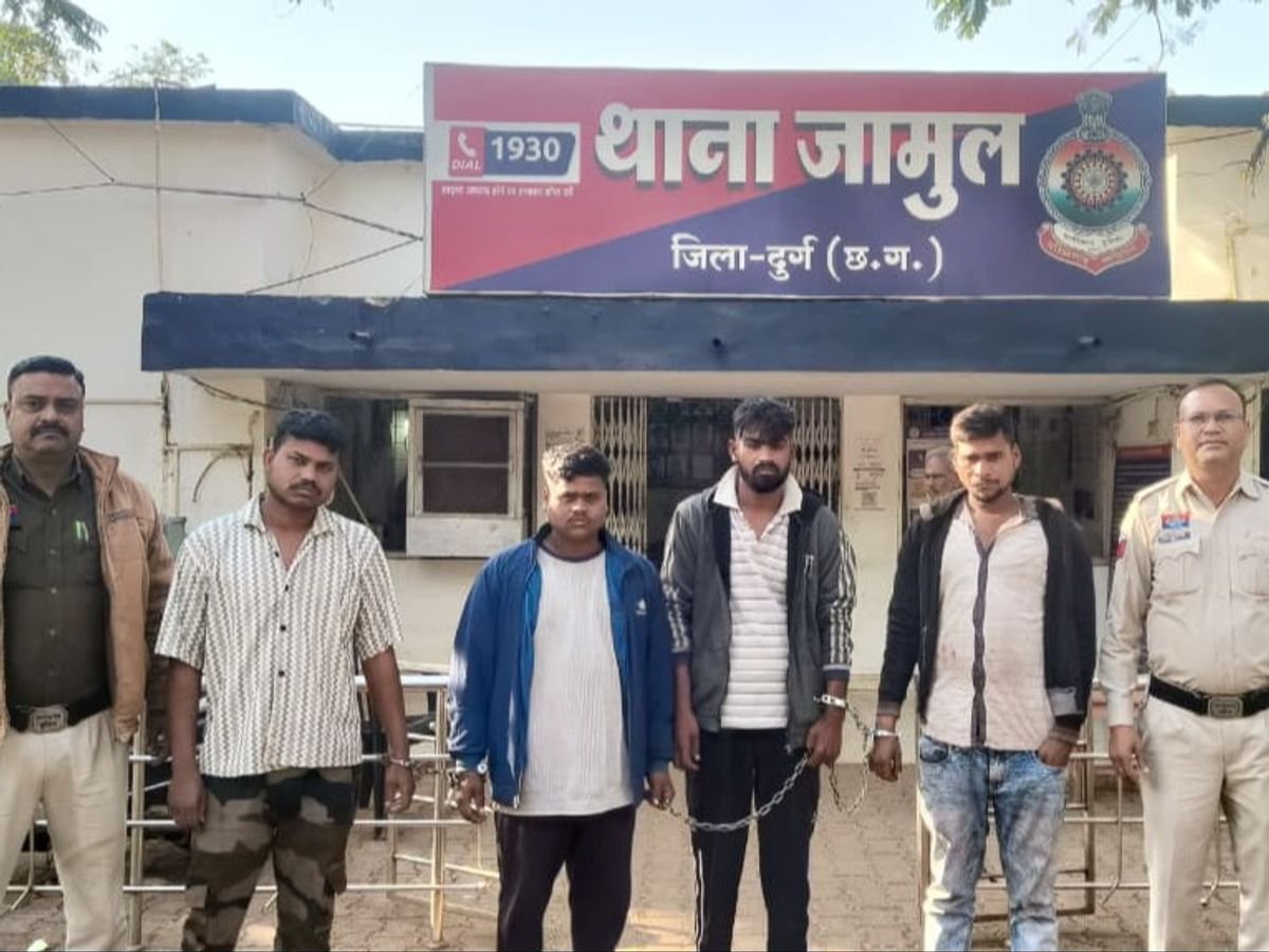 दुर्ग में नशे में धुत युवकों का उत्पात, प्रधान आरक्षक से मारपीट